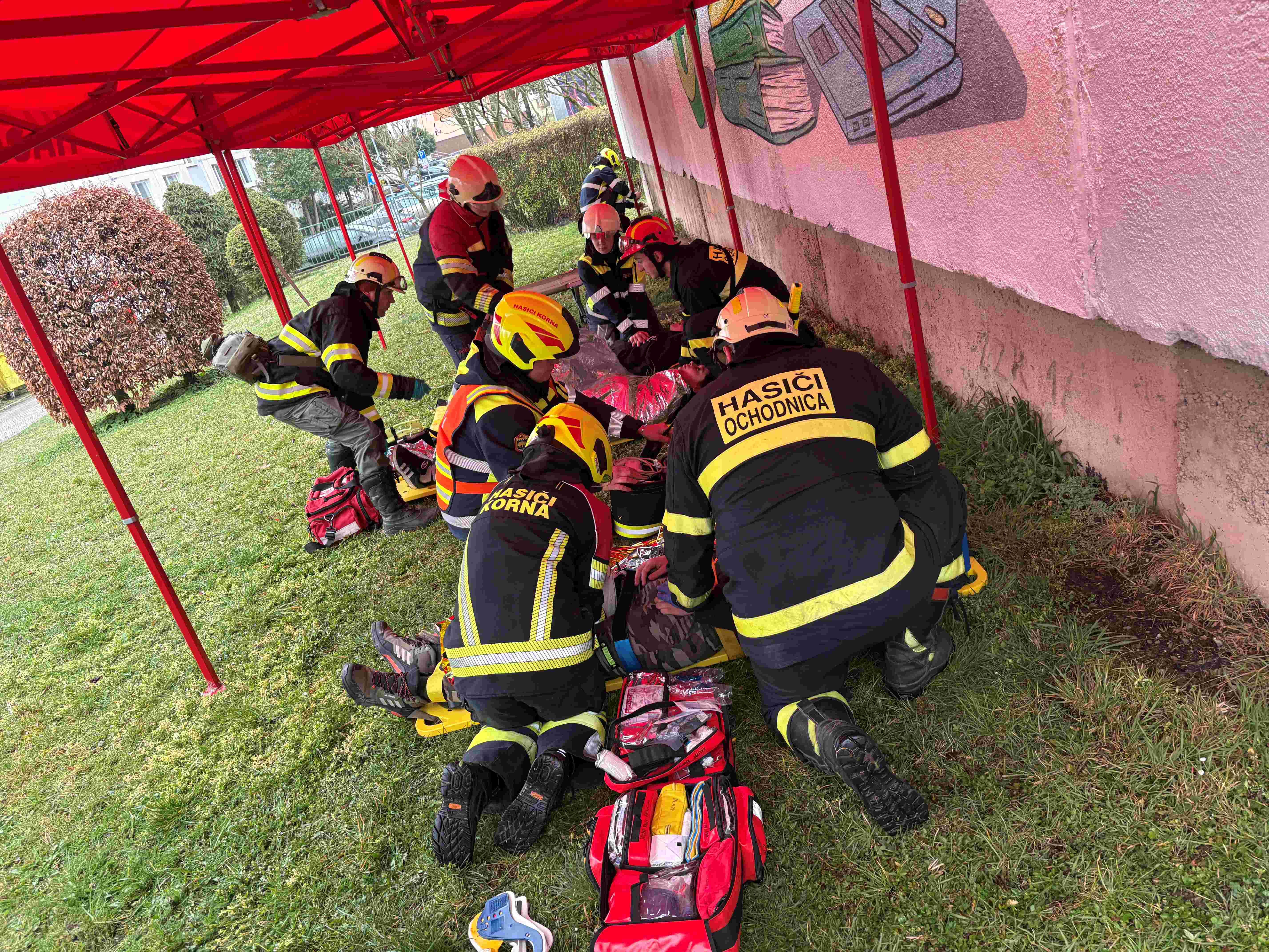 Cvičenie na požiar gymnázia v Kysuckom Novom Meste